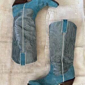 Steve Madden Teal and Gray Western Heeled Boots